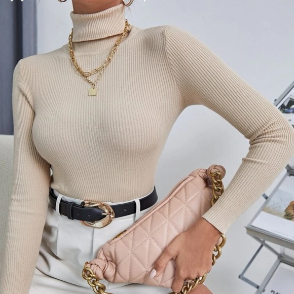 Apricot Beige Ribbed Knit Turtleneck Sweater in M - Picture 5 of 6